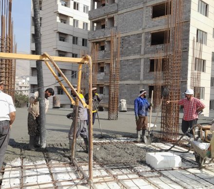 عملیات بتن‌ریزی تراز سقف هفتم سازه بلوک A7_5